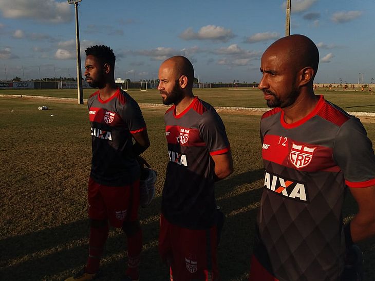 Novos reforços do CRB: zagueiro Wellington Carvalho, meia Marcelo Oliveira e lateral Paulinho