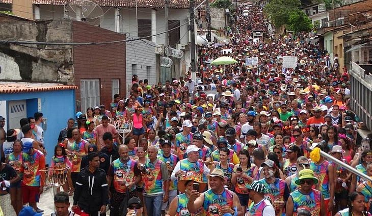Bloco de carnaval lota as ruas da cidade do Pilar no ano de 2019