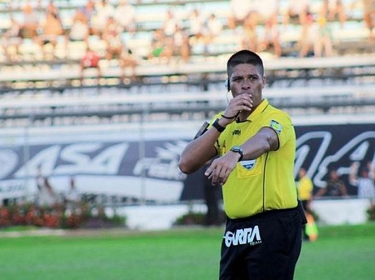 O árbitro alagoano é suspeito de participar de um esquema de manipulação de resultados do Campeonato Paraibano de Futebol.