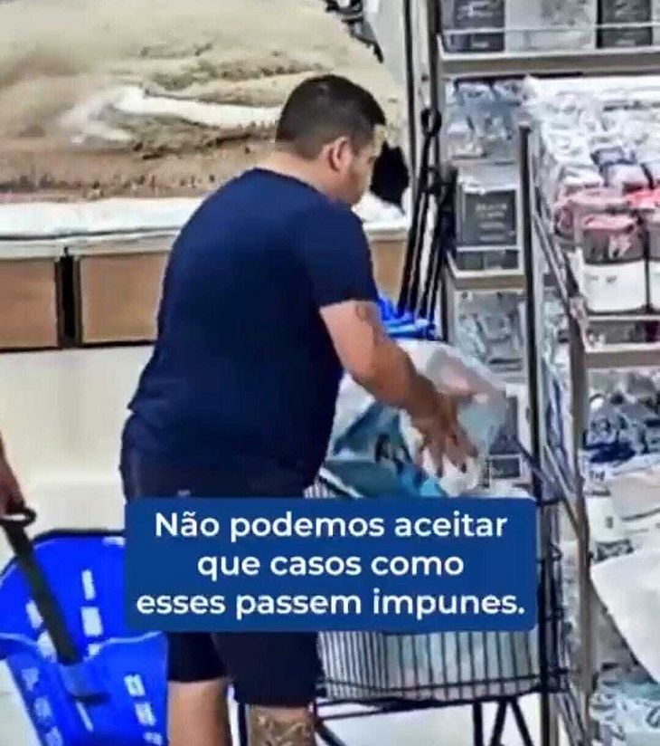 O homem teria furtado um produto da loja no mês de setembro