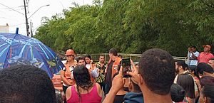 Moradores de blocos com rachaduras no Rio Novo cobram respostas para desocuparem imóveis