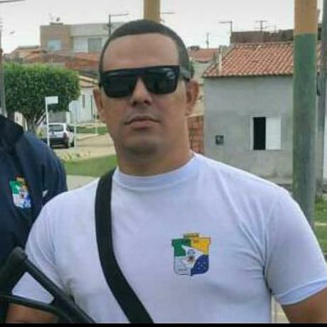 Cristyano Rondynelli Gomes Melo tinha 34 anos e foi morto após suposto desentendimento com colega de farda