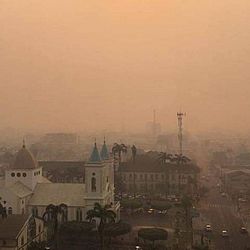 Imagens mostram nuvem de fumaça em cidades do Sudeste 
