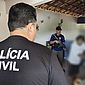 Vigilante é preso por estuprar filha e amiga dela, e confessa que colocava crianças para verem filmes de sexo