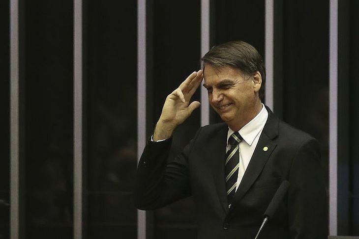 Bolsonaro se encontra com Temer às 16h
