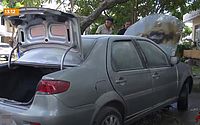 Imagens: carro pega fogo em estacionamento de condomínio, na Jatiúca