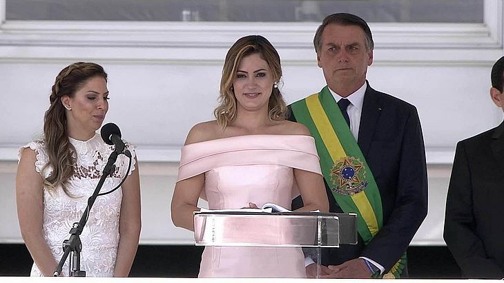 Michelle Bolsonaro fez discurso em Libras