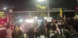 Estudantes da UFAL bloqueiam via em protesto contra mudanças nas linhas de ônibus