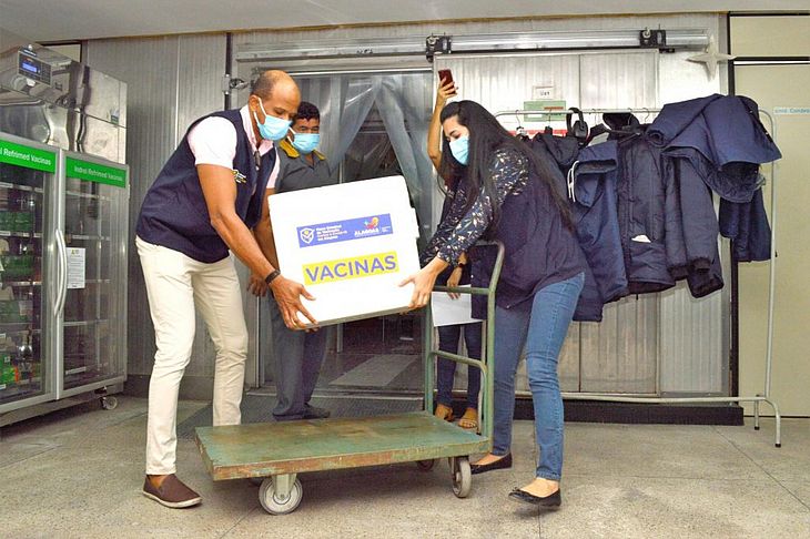 Até agora Alagoas recebeu do Ministério da Saúde 3.961.236 doses das vacinas CoronaVac, AstraZeneca, Pfizer e Janssen