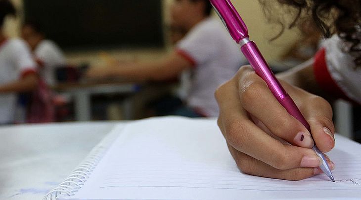 Dados divulgados pelo IBGE nesta sexta-feira (17), apontam que, apesar dos avanços na educação, Alagoas ainda é líder nacional em analfabetismo