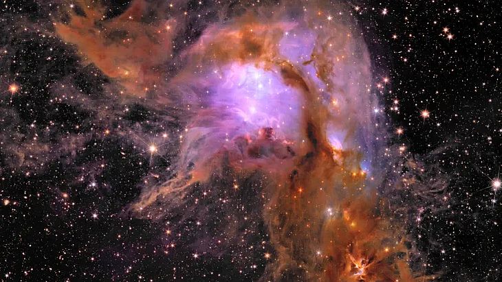 O Messier 78 é um berçário estelar com poeira interestelar em seu entorno. A imagem obtida pelo telescópio foi processada utilizando sua câmera infravermelha, permitindo que fossem descobertos novas estrelas e planetas recém-nascidos
