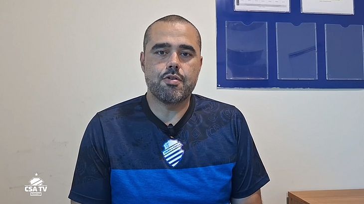 O executivo de futebol azulino, Carlos Bonatelli