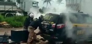 Vídeo: homem morre sufocado em “câmara de gás” dentro de carro da PRF