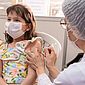 Vacinação infantil contra a Covid-19 ajuda a evitar casos graves da doença