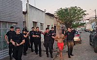 Grande operação prende 32 foragidos da justiça em Maceió e no interior 