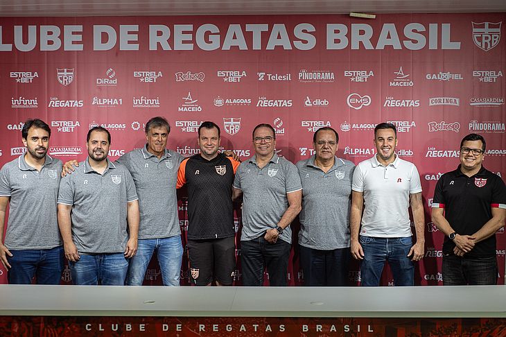 Da esquerda para direita: Tomaz Ferrare, Eduardo Marinho, Mário Marroquim, Daniel Paulista, Carlos Rubens, Fernando Paiva, Thiago Paiva e Felipe Baracho