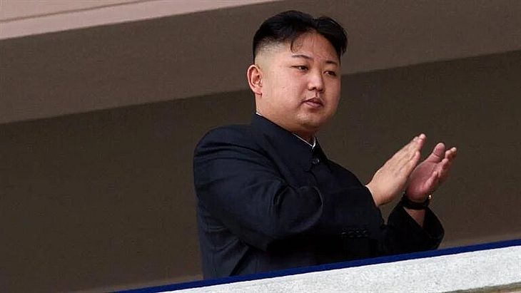 Líder do país, Kim Jong-un, tem responsabilizado autoridades de saúde por "atrapalhar" a distribuição das reservas nacionais de medicamentos