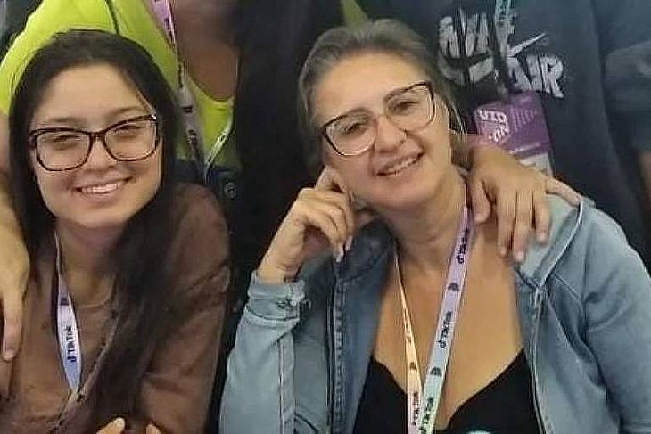 Letícia Ayumi Rodzewics Sakumoto, 20, e a mãe, Luciana Marley Rodzewics Santos, 46, estavam no helicóptero que sumiu em São Paulo 