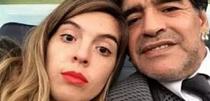 Filha de Maradona diz que procurou médium para se comunicar com o pai