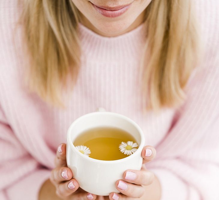 Dica natural conheça três chás para limpar o útero TNH