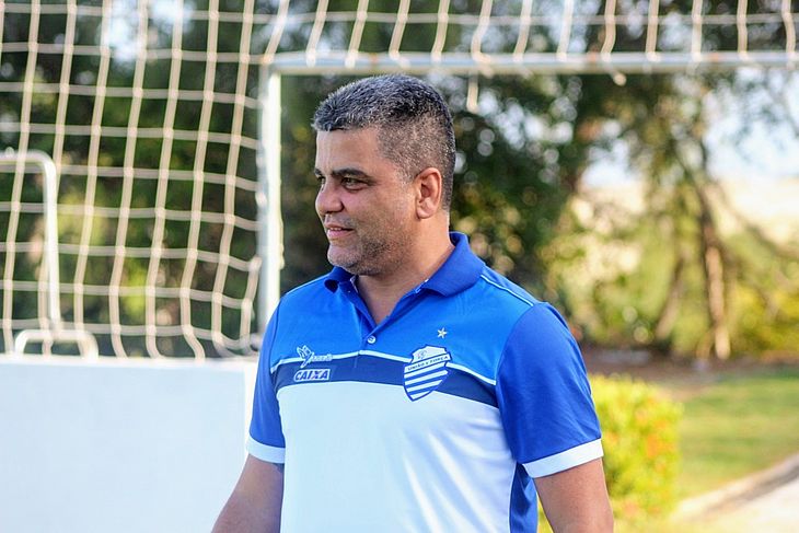 Marcelo Cabo comanda último treino em Fortaleza