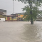 Vídeos: chuva registrada nas últimas horas causa transtornos em Maceió 
