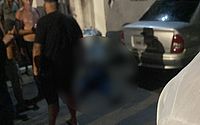 Homem baleado é socorrido após atirador fugir no bairro de Jacintinho