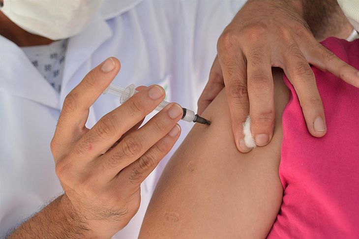 Respostas das vacinas à Ômicron, no entanto, deverão ser apresentados apenas nas próximas semanas