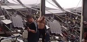 Telhado de supermercado desaba em São Paulo e deixa ao menos 11 feridos
