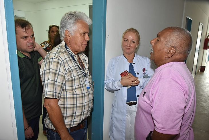 Secretário visitou unidades de saúde nesta sexta-feira (30)