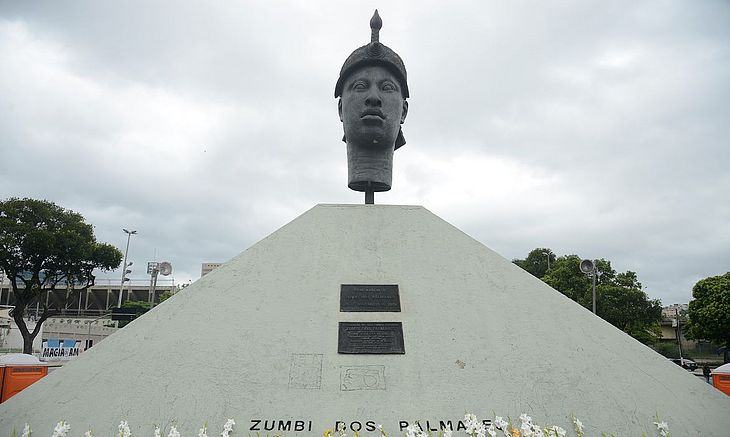 Parlamentares aprovaram também criação do Selo Zumbi dos Palmares