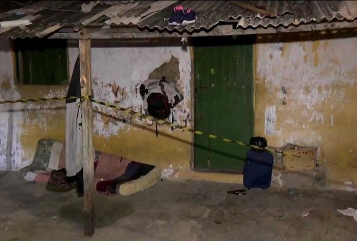 Um homem foi morto e uma mulher grávida em frente a uma residência, no bairro do Feitosa